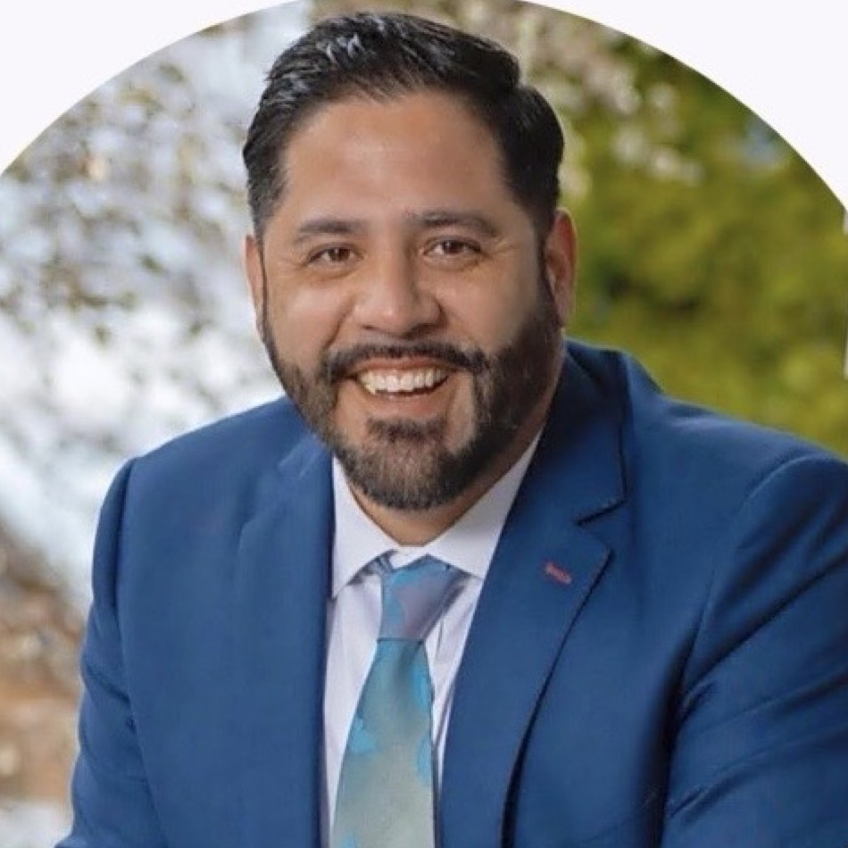 Portrait of Jarvid Cortes, bilingual Realtor serving Cape Ann, the North Shore, and Boston Metro
